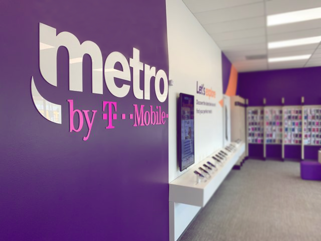 Metro by T-Mobile stores operated by Techno Communications